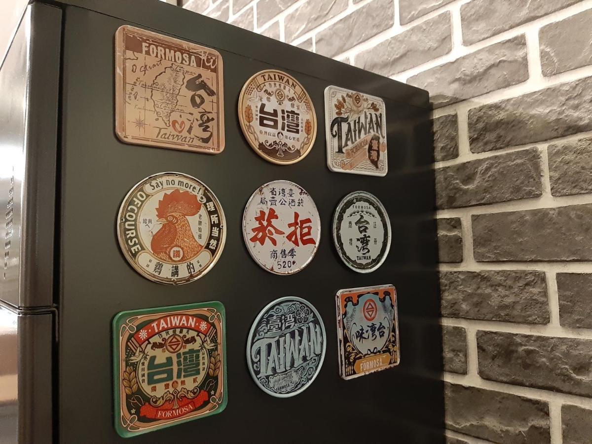 Quiet Hostel - Minquan Inn Tainan Exterior foto